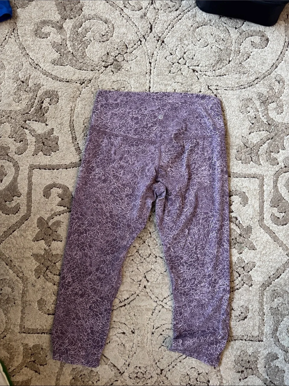 lululemon athletica Lavender Floral Capri Leggings